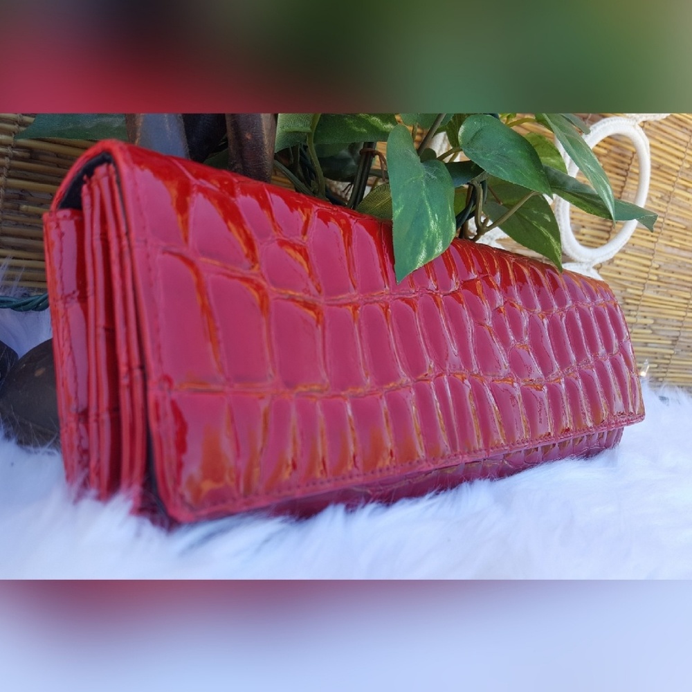 Faux Snakeskin Red Hand Clutch Purse Elegant
